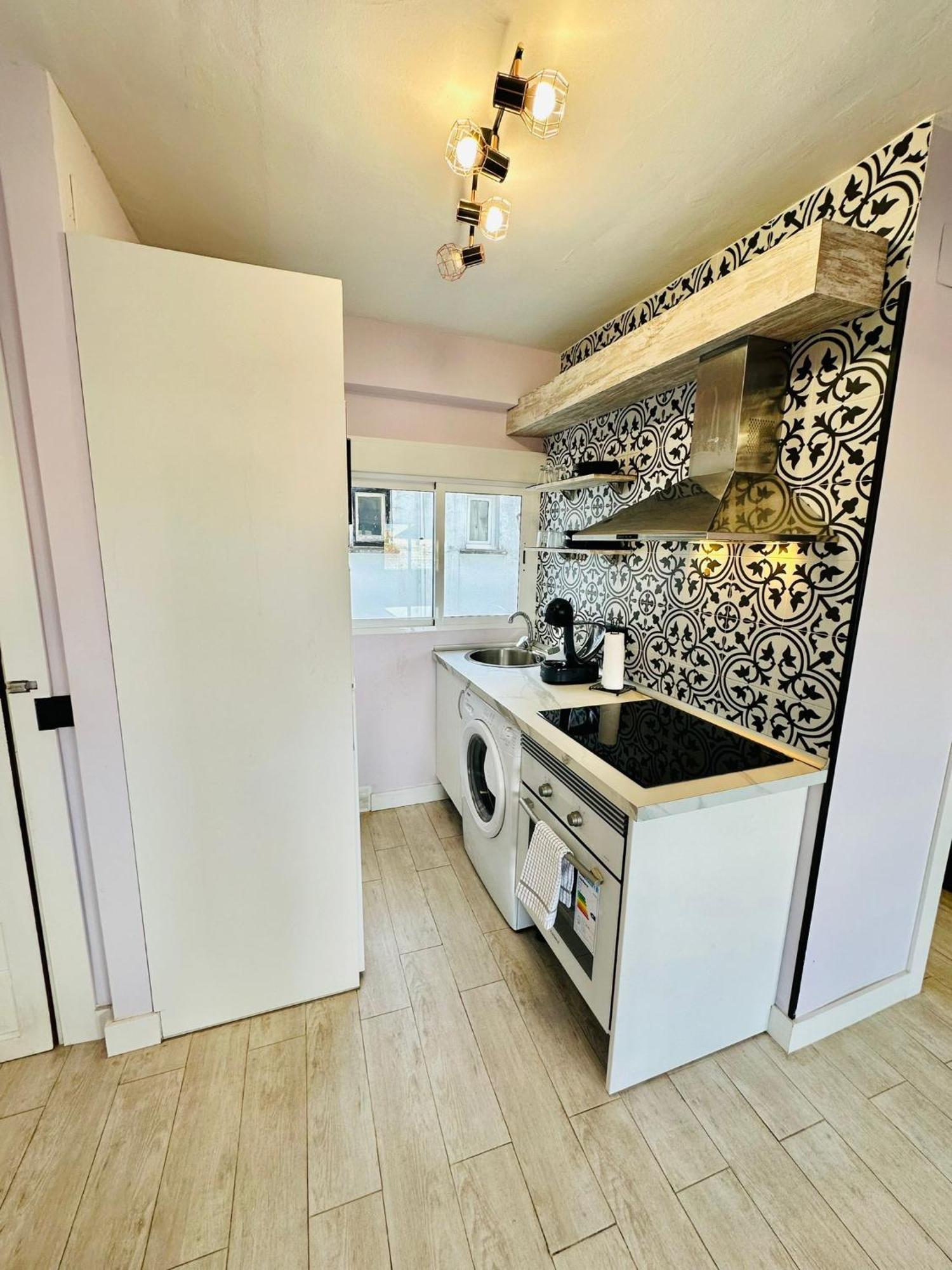 Imperium Apartamentos Centro Parking Gratis Мерида Екстериор снимка